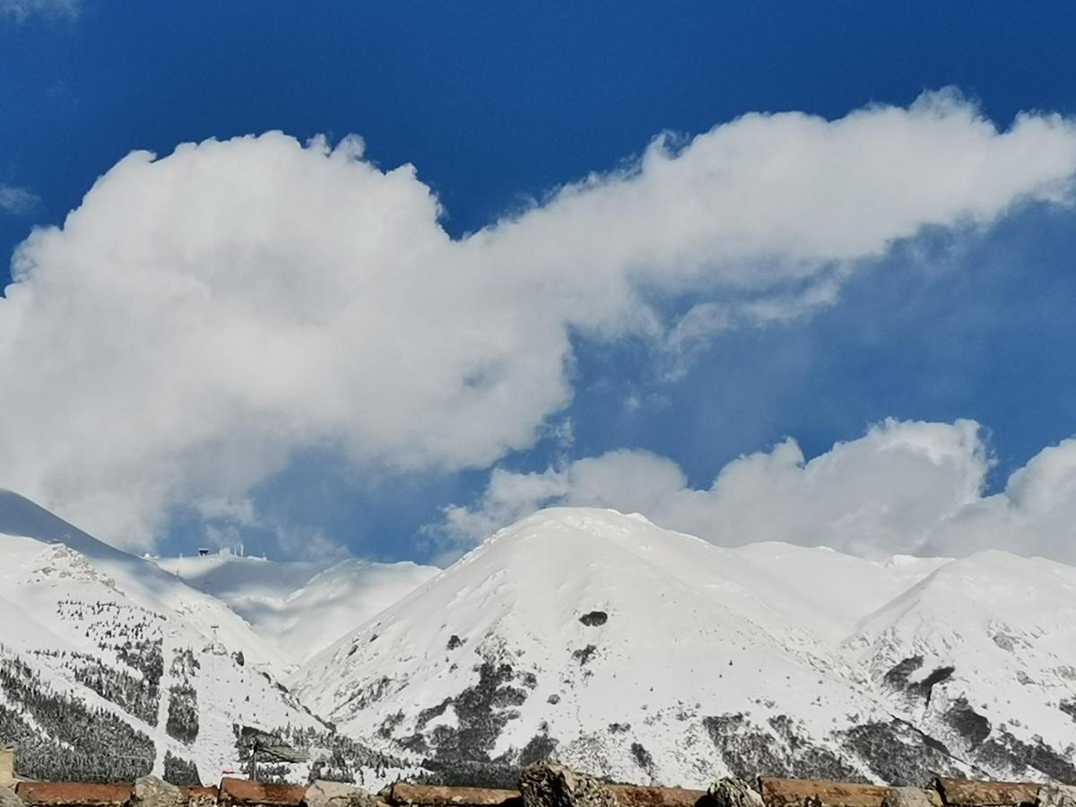 Piazzetta Del Forno Grazioso Bilocale Ad Assergi Bagian luar foto